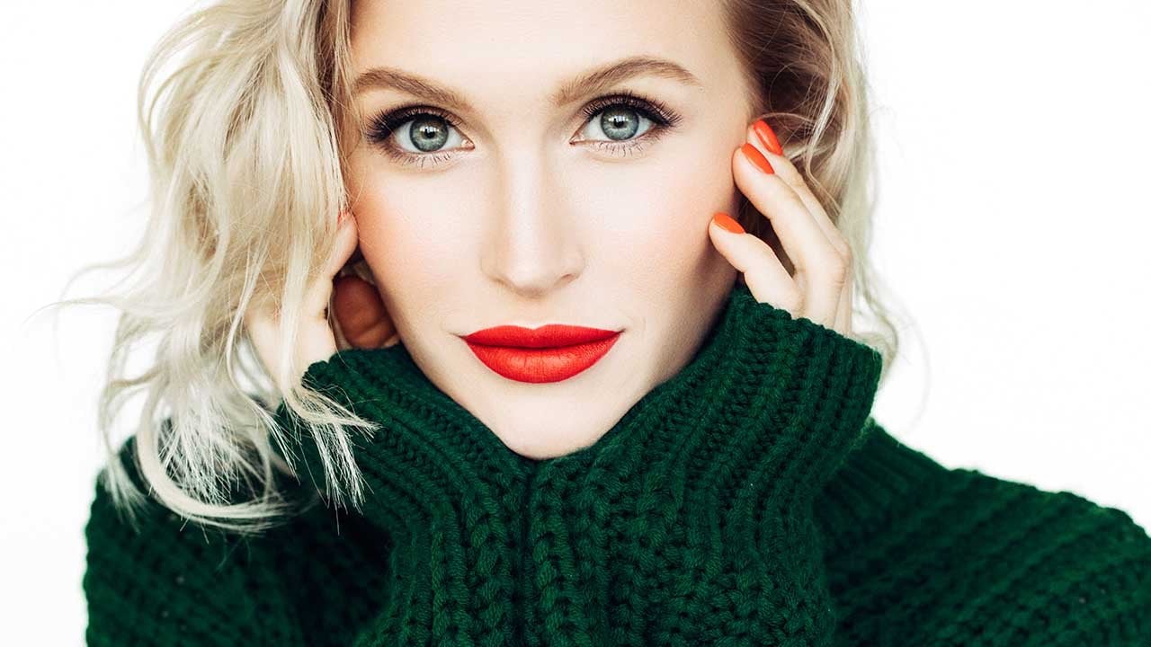 The Guide to Flattering Makeup Blondes - L'Oréal Paris