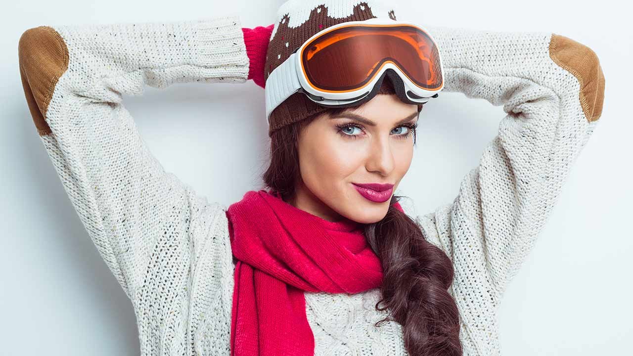 Loreal Paris BMAG Article The Gorgeous Makeup Look That Can Last from Slopes to Apres Ski D
