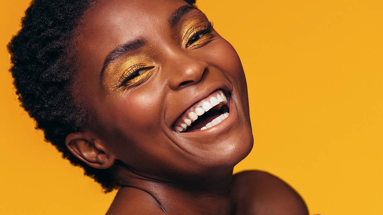 Makeup Tips to Help Skin Looking Shine-Free - L'Oréal Paris