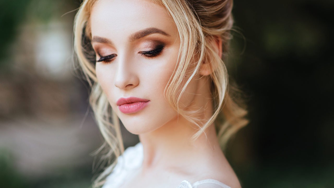Loreal Paris BMAG Article 36 Wedding Makeup Ideas For Fall And Winter 2019 D