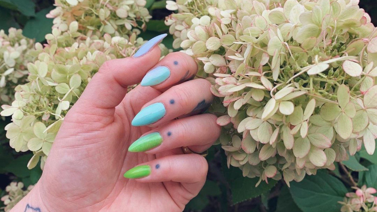 20 Spring Nail Art Design Ideas To Try in 2021