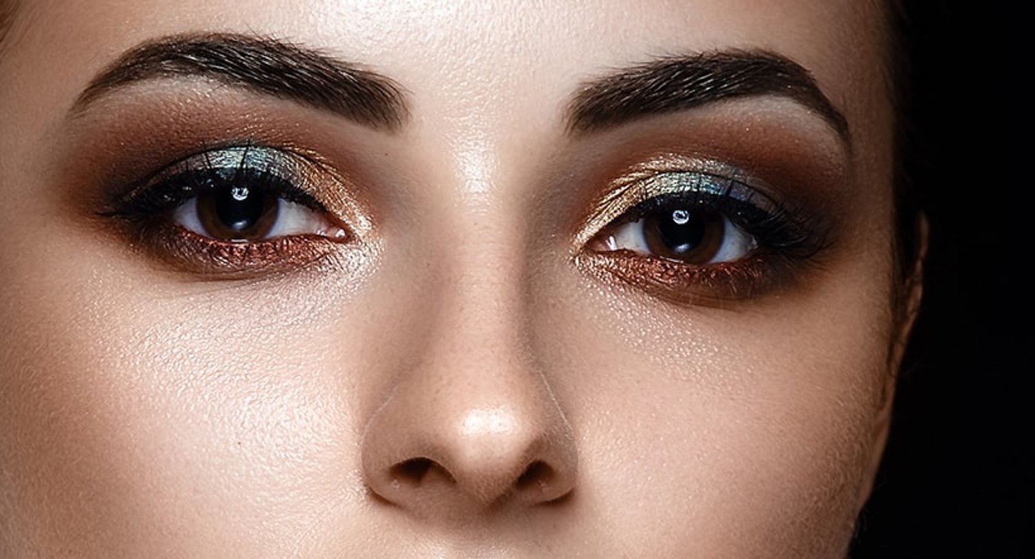 Loreal Paris BMAG Slideshow The best makeup for brown eyes slide0