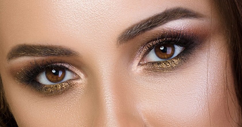 Shiny online brown eyeshadow