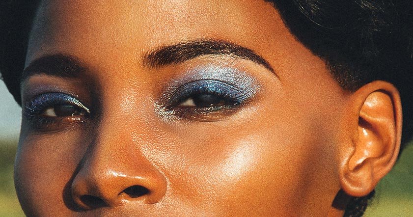 Loreal Paris BMAG Slideshow The Best Makeup For Brown Eyes Slide3