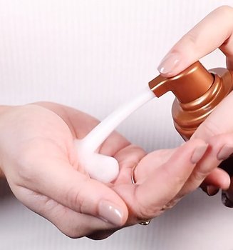 Loreal Paris BMAG Article How To Use A Self Tanning Mousse Th