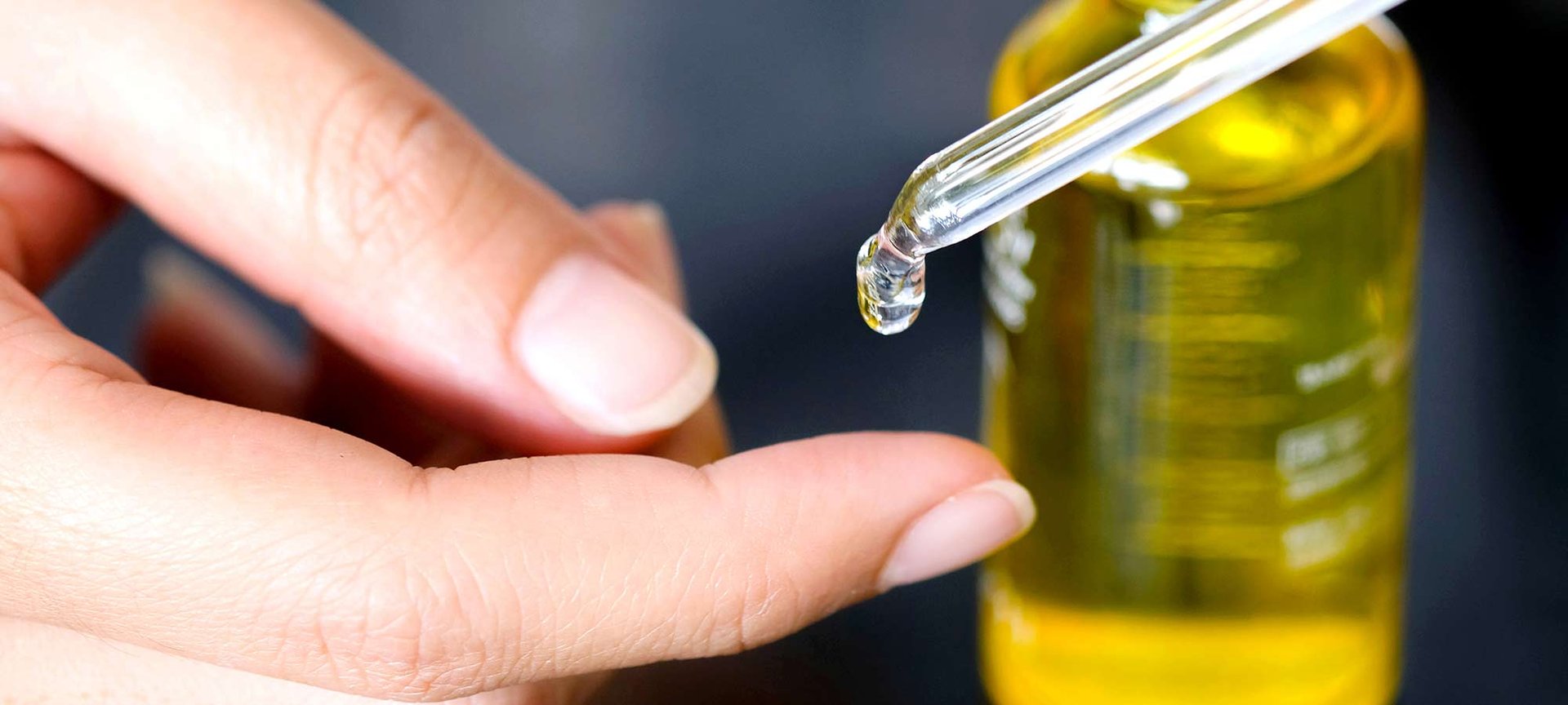 Loreal Paris Makeup Ampoule Drop 2000x900