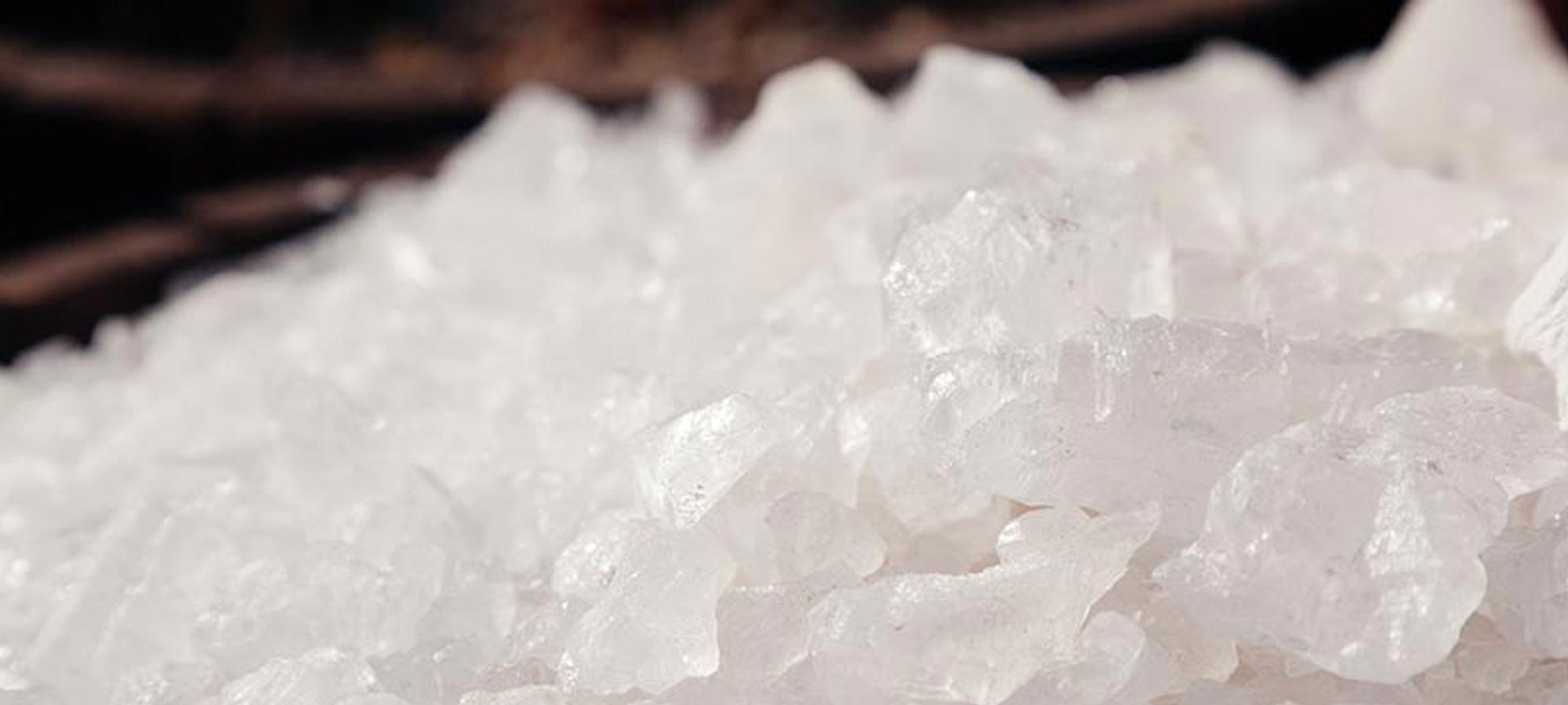 Loreal Paris Makeup Salt 2000x900