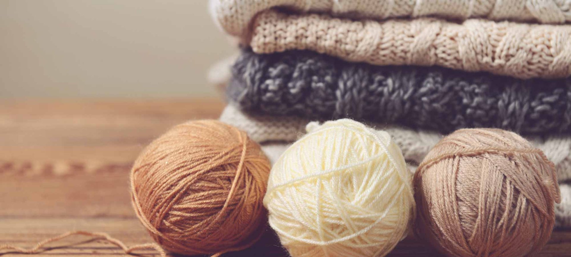 Loreal Paris Makeup Wool Clothes 2000x900